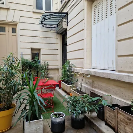 Apartamento De Charme Champs Elysees Paris