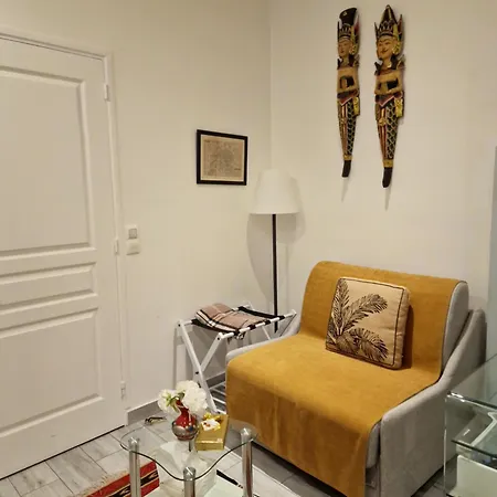 De Charme Champs Elysees Apartmán