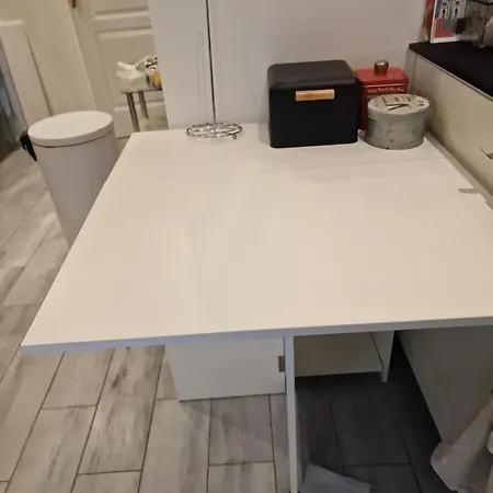 De Charme Champs Elysees Paris